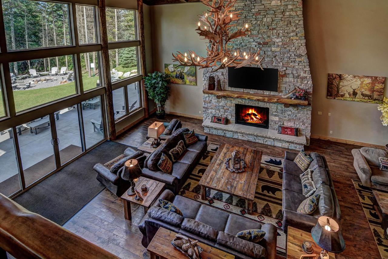 Whispering Pines Lodge: 9 Bedroom Eagle River Kültér fotó